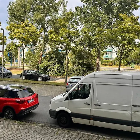 Ruhige Abgelegene Grune Oase Homestay Leipzig